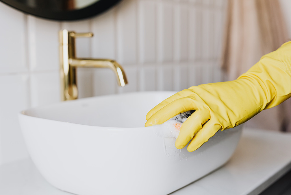 How to Clean Hard Water Stains from Household Surfaces