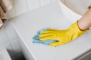 Remove Soap Scum Buildup from Bathroom Surfaces
