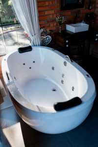 How to Clean a Jetted Bathtub