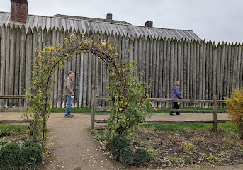 Fort Vancouver National Historic Site | Visitor Center